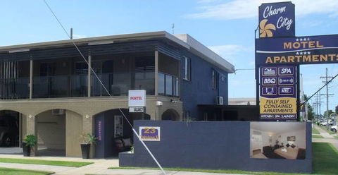 Charm City Motel - Airlie Beach Holiday 1