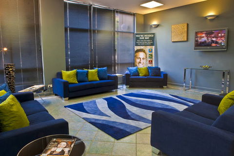 Comfort Hotel Perth City - Airlie Beach Holiday 1