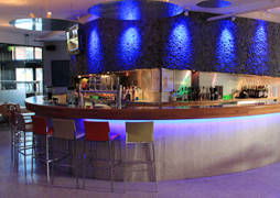 Comfort Hotel Perth City - Airlie Beach Holiday 2