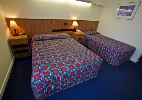 Comfort Hotel Perth City - Airlie Beach Holiday 10