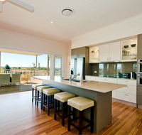 Cornwallis House - Airlie Beach Holiday