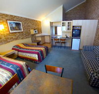 Country Gardens Motor Inn - Airlie Beach Holiday