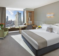 Crown Promenade Melbourne - Airlie Beach Holiday
