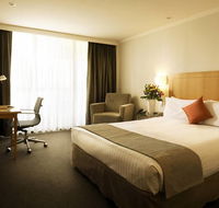 Crowne Plaza Perth - Airlie Beach Holiday