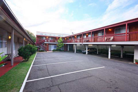 Downs Motel - Airlie Beach Holiday 10
