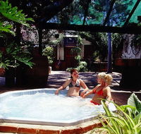 Eagle Foundry Bed  Breakfast - Airlie Beach Holiday
