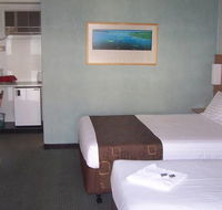 Econo Lodge Griffith Motor Inn - Airlie Beach Holiday