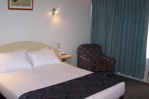 Econo Lodge Griffith Motor Inn - Airlie Beach Holiday 5