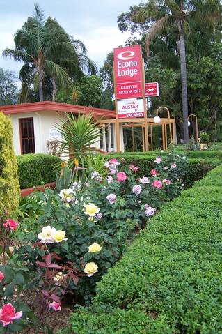 Econo Lodge Griffith Motor Inn - Airlie Beach Holiday 6