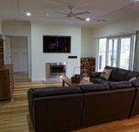 G G's By The River - Airlie Beach Holiday