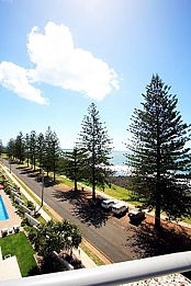 Grand Mercure Apartments C Bargara Resort - Airlie Beach Holiday 4