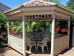 Highlander Motor Inn & Apartments - Airlie Beach Holiday 2