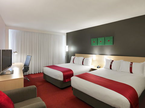 Holiday Inn Melbourne Airport - Airlie Beach Holiday 9