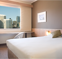 ibis Sydney Darling Harbour - Airlie Beach Holiday