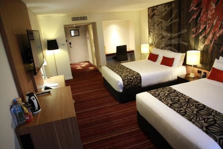 Mercure Gladstone - Airlie Beach Holiday 1