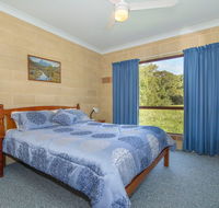 Mooyabil Farm Holidays - Airlie Beach Holiday