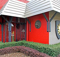 New England Motor Lodge - Airlie Beach Holiday