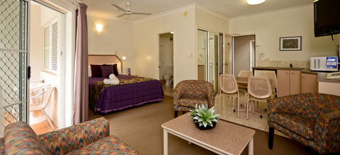Reef Palms - Airlie Beach Holiday 4