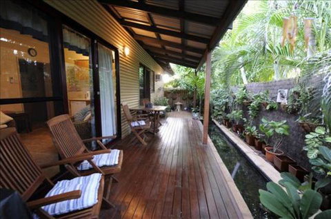 Reflections B&B - Airlie Beach Holiday 0