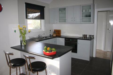 Banksia Cottage - Airlie Beach Holiday 6