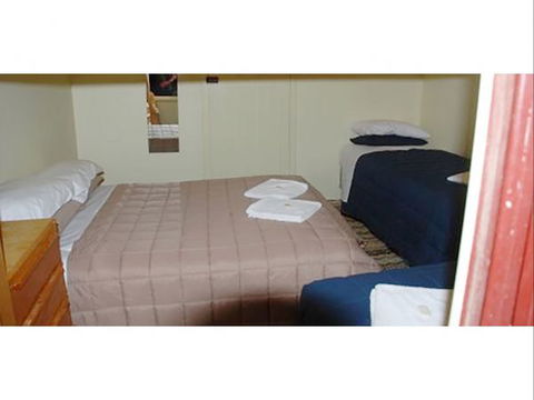 Capertee Royal Hotel - Airlie Beach Holiday 8