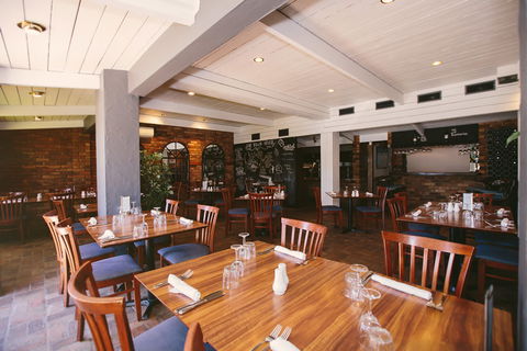 The Town House Motor Inn - Sundowner Goondiwindi - Airlie Beach Holiday 5
