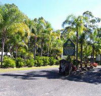 Sandalwood Van  Leisure Park - Airlie Beach Holiday