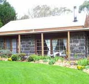 The Studio  The Barn - Airlie Beach Holiday