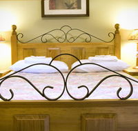 Balingup Rose Bed and Breakfast - Airlie Beach Holiday