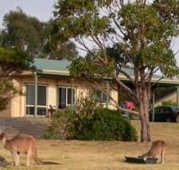 Riverside Retreat - Airlie Beach Holiday