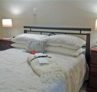 Bromeliad Bed and Breakfast - Airlie Beach Holiday