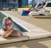 Cullen Bay Resorts - Airlie Beach Holiday