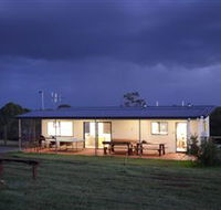 Childers Eco-lodge - Airlie Beach Holiday