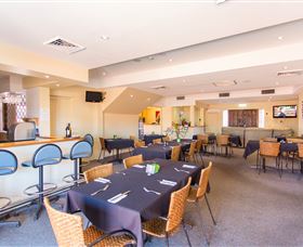 Mackay Rose Motel - Airlie Beach Holiday 0
