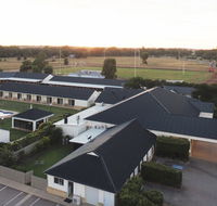 Roma Explorers Inn - Airlie Beach Holiday