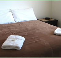 Churchill Apartments - Airlie Beach Holiday