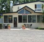 Poplar Caravan Park and Harrys Snack Shack - Airlie Beach Holiday