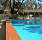 Matthew Flinders Motor Inn - Coonabarabran - Airlie Beach Holiday