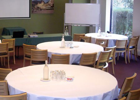 Best Western The Tudor Box Hill - Airlie Beach Holiday 2