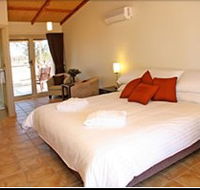 Mungo Lodge - Airlie Beach Holiday