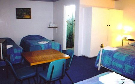 Titania Motel - Airlie Beach Holiday 2