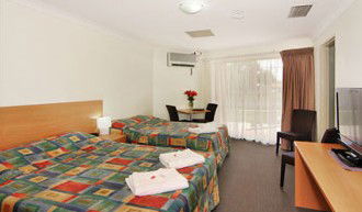Country Capital Motel - Airlie Beach Holiday 1