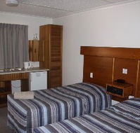 Charleville Motel - Airlie Beach Holiday