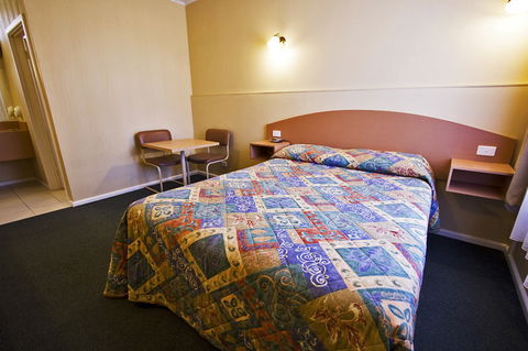 Parkville Motel - Airlie Beach Holiday 3