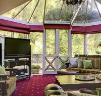 Keebles Country House - Airlie Beach Holiday