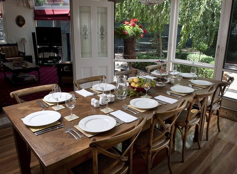 Keebles Country House - Airlie Beach Holiday 3