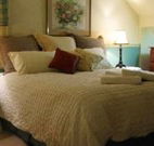 Hawks Nest Bed and Breakfast - Airlie Beach Holiday