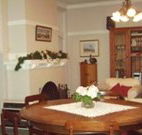 Tree Tops Guesthouse - Airlie Beach Holiday
