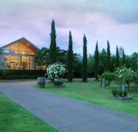 Hunter Valley Cooperage B and B - Airlie Beach Holiday