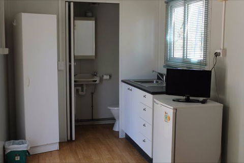 Corroboree Park Tavern - Airlie Beach Holiday 9